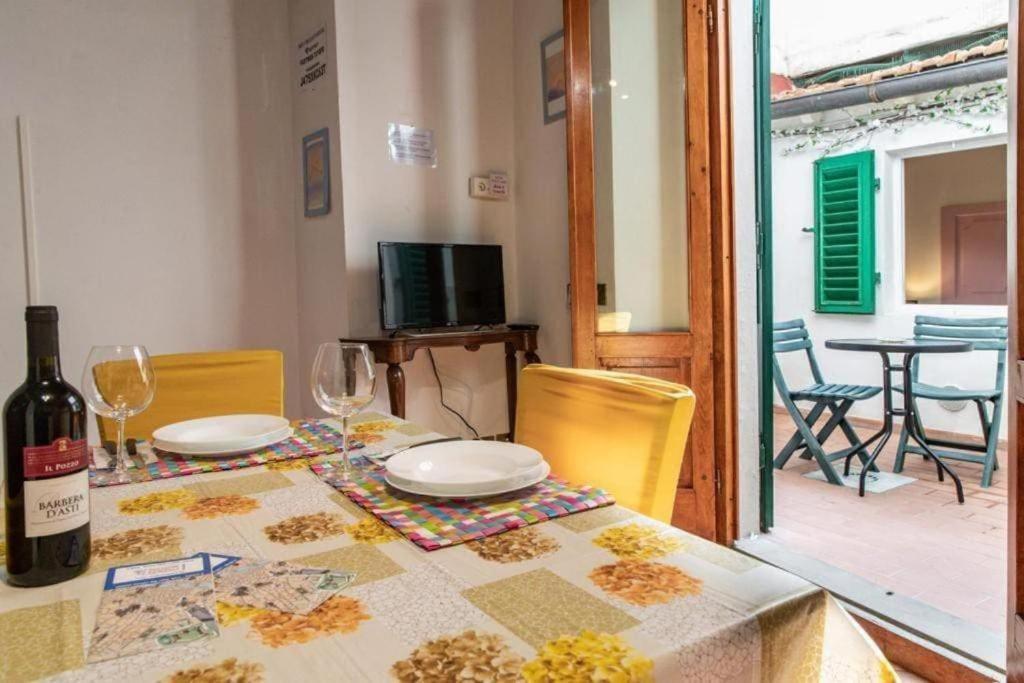 The Love's Nest In Wi-fi , Air Conditioning * Florencia