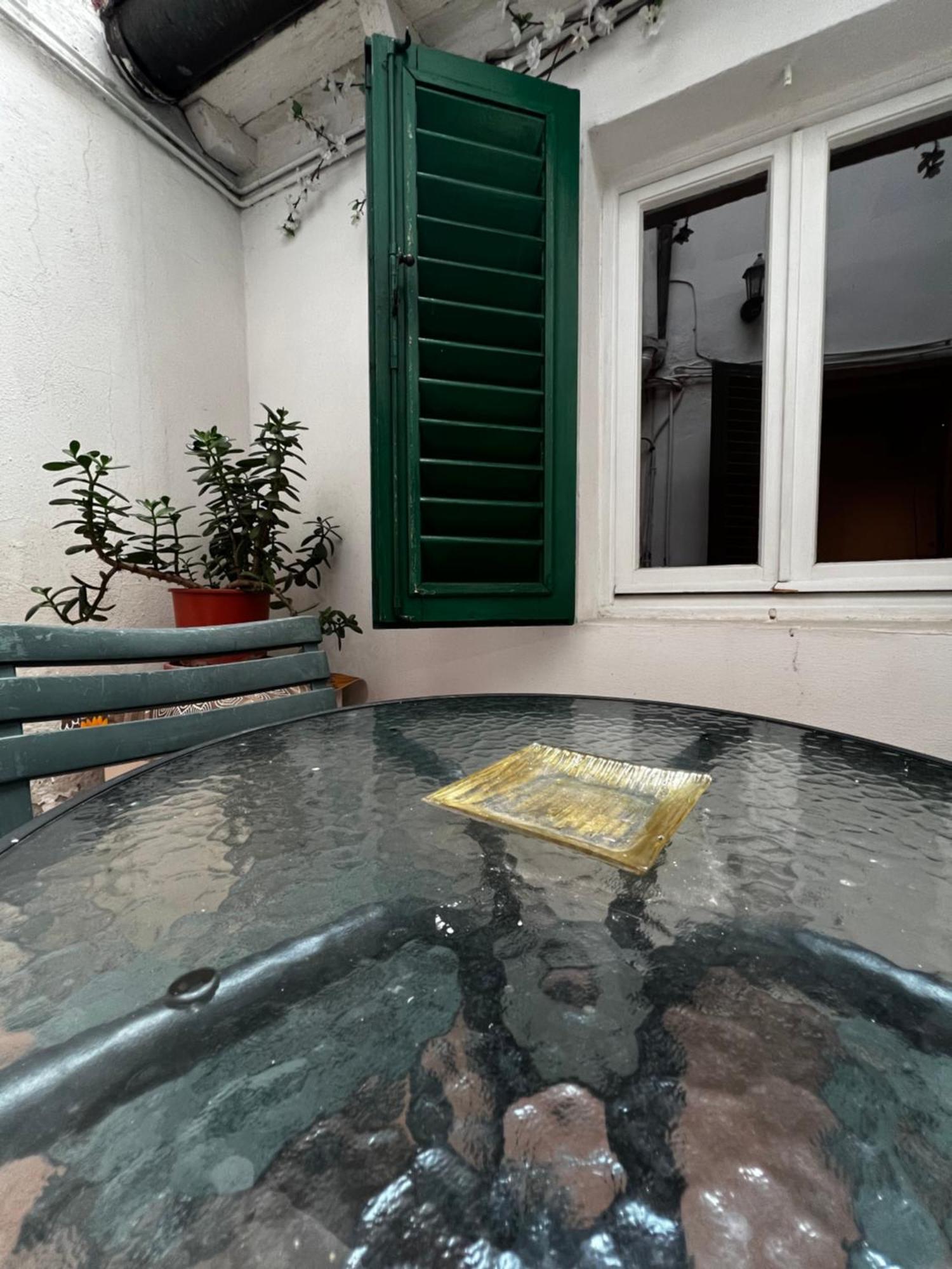 The Love's Nest In Wi-fi , Air Conditioning * Florencia